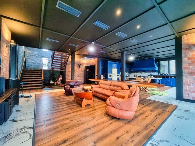 Шикарная Вилла планировки 5+3  в районе Коньяалты - Анталия 