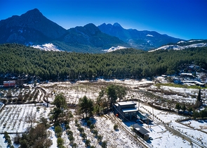 Шикарная Вилла планировки 5+3  в районе Коньяалты - Анталия 