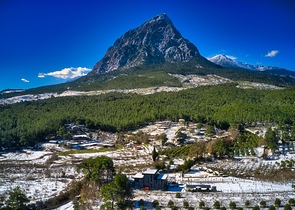 Шикарная Вилла планировки 5+3  в районе Коньяалты - Анталия 