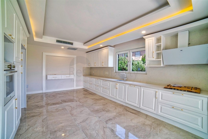 Комплекс Вилл планировки 4+1 в районе Дошемеалты - Анталия 