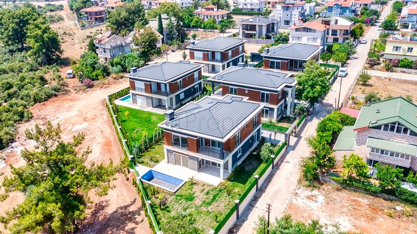 Комплекс Вилл планировки 4+1 в районе Дошемеалты - Анталия 