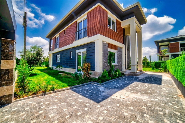 Комплекс Вилл планировки 4+1 в районе Дошемеалты - Анталия 