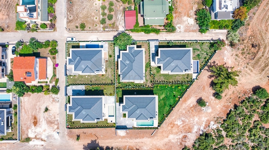 Комплекс Вилл планировки 4+1 в районе Дошемеалты - Анталия 