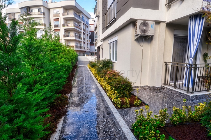 Квартира планировки 2+1  в микрорайоне Кызыларык - Анталия  