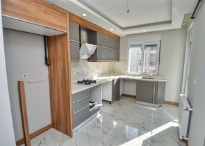 Квартира планировки 2+1  в микрорайоне Кызыларык - Анталия  