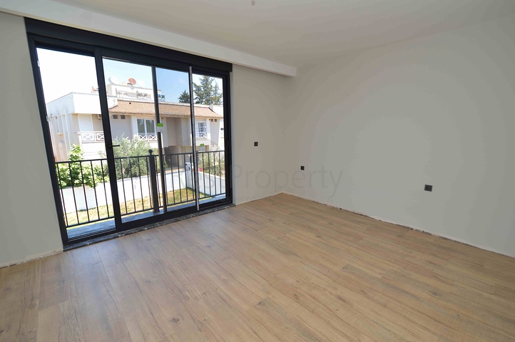 Виллы в комплексе планировки 5+1 в районе Лара - Анталия 