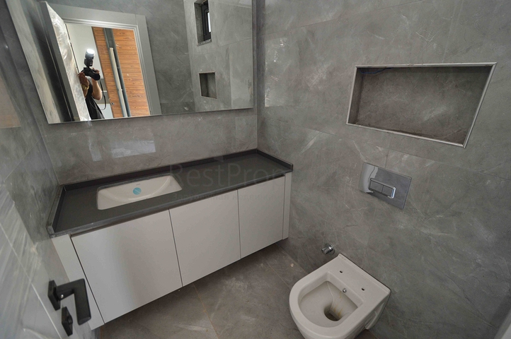 Виллы в комплексе планировки 5+1 в районе Лара - Анталия 