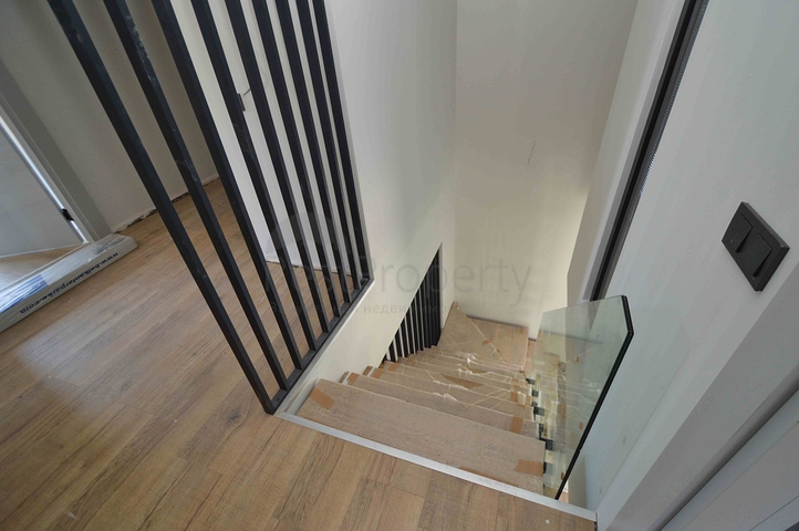 Виллы в комплексе планировки 5+1 в районе Лара - Анталия 