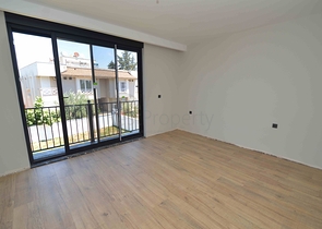 Виллы в комплексе планировки 5+1 в районе Лара - Анталия 