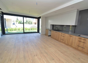 Виллы в комплексе планировки 5+1 в районе Лара - Анталия 