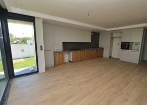 Виллы в комплексе планировки 5+1 в районе Лара - Анталия 