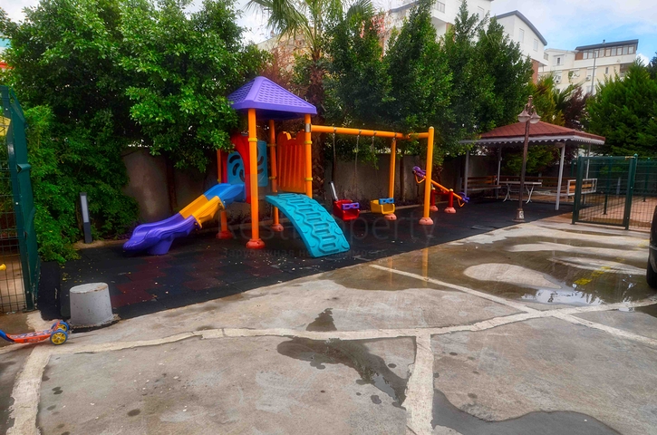 Квартира планировки 2+1 в центре города  Анталия 