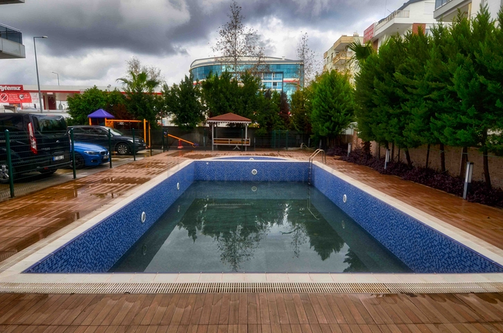 Квартира планировки 2+1 в центре города  Анталия 