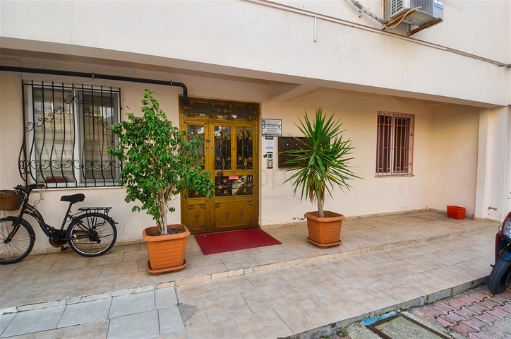 Квартира планировки 2+1 в районе Лара - Анталия 