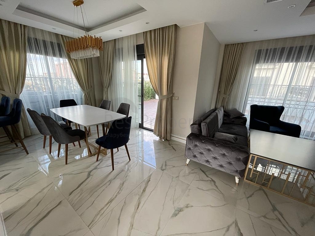 Трехэтажная вилла планировкой 4+1 в районе Белек - Анталия