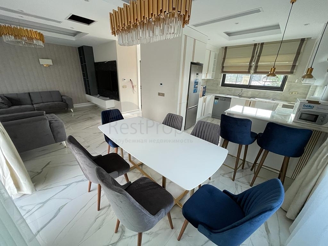 Трехэтажная вилла планировкой 4+1 в районе Белек - Анталия