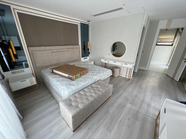 Трехэтажная вилла планировкой 4+1 в районе Белек - Анталия