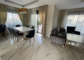 Трехэтажная вилла планировкой 4+1 в районе Белек - Анталия