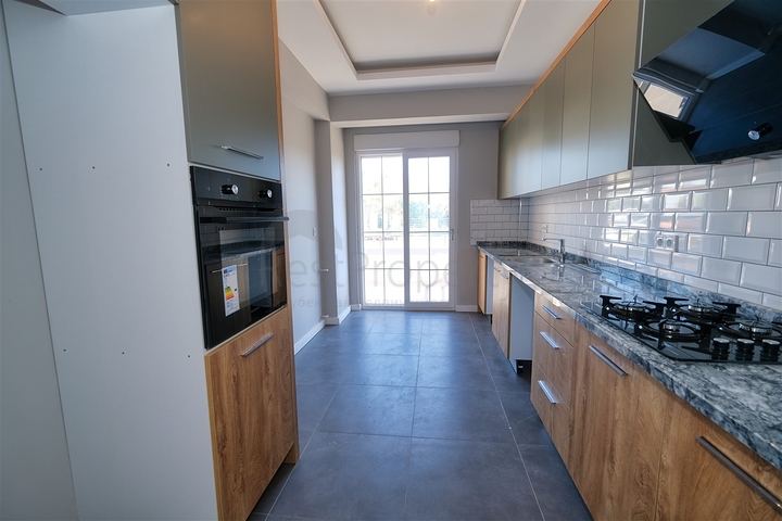 Квартира планировки 2+1 в районе Чамьюва - Анталия 