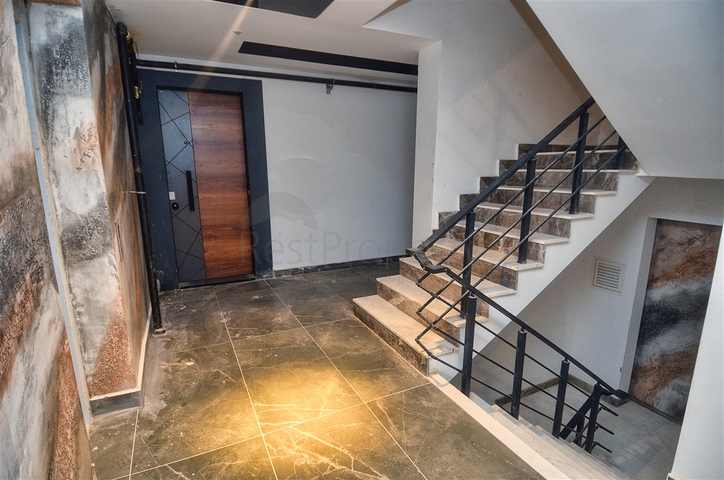 Квартира планировки 1+1 в районе Коньяалты - Анталия 