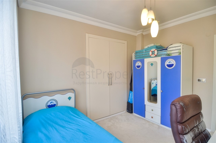 Квартира с мебелью планировки 3+1 в центре города Анталия