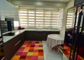 Квартира с мебелью планировки 3+1 в центре города Анталия