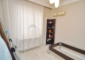 Квартира с мебелью планировки 3+1 в центре города Анталия