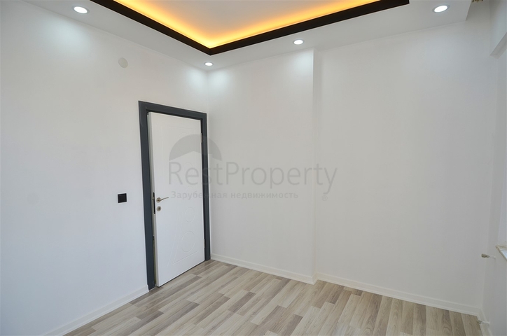 Квартира планировки 2+1 в центре города Анталия 