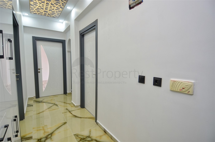 Квартира планировки 2+1 в центре города Анталия 