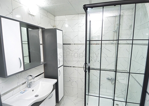 Квартира планировки 2+1 в центре города Анталия 