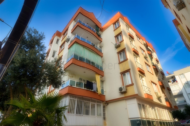 Квартира планировки 2+1 в центре города Анталия