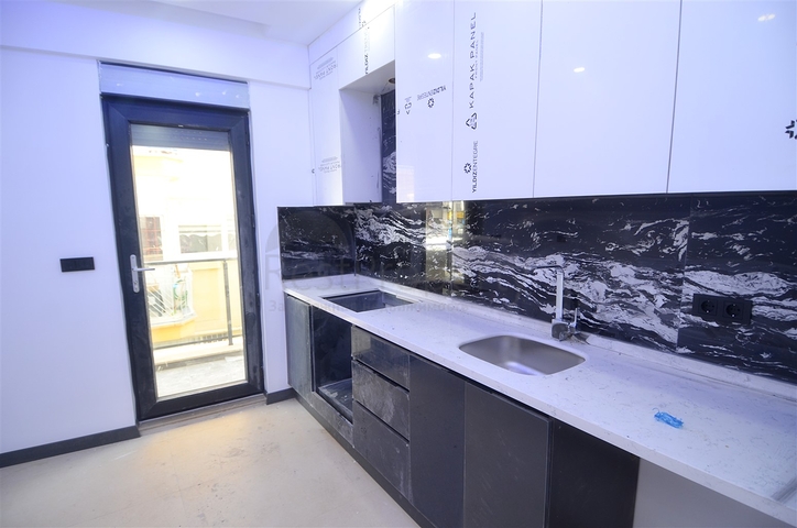 Квартиры планировки 2+1,3+1 в центре города Анталия 