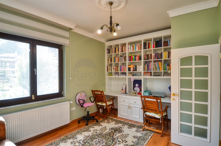 Вилла планировки 6+1 в районе Дошемеалты - Анталия 