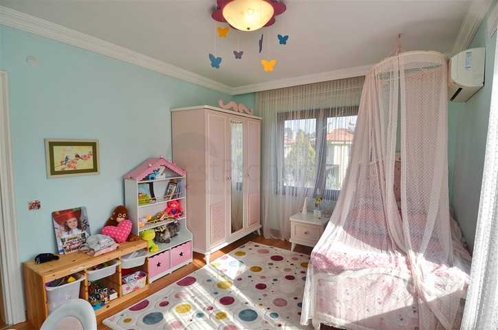 Вилла планировки 6+1 в районе Дошемеалты - Анталия 