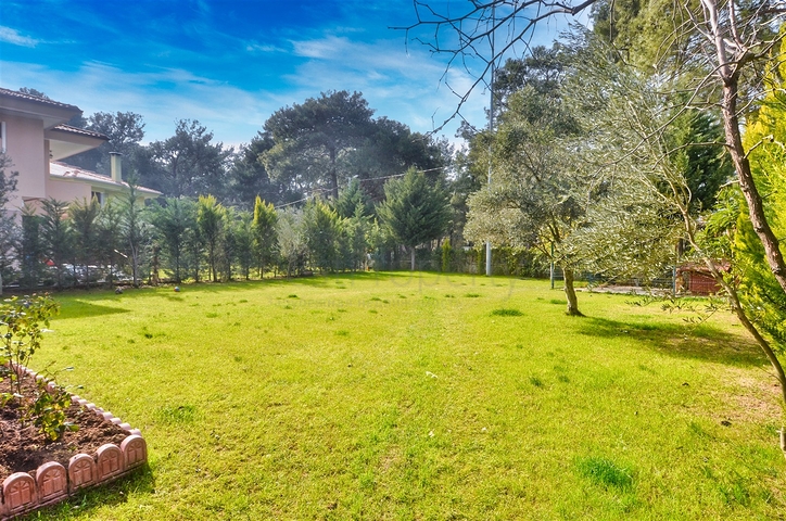 Вилла планировки 6+1 в районе Дошемеалты - Анталия 