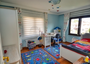 Вилла планировки 6+1 в районе Дошемеалты - Анталия 