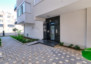 Квартира планировки 1+1 в центре города Анталия 