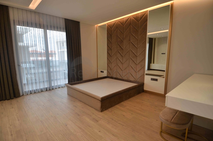 Вилла в комплексе район Дошемеалты - Анталия 