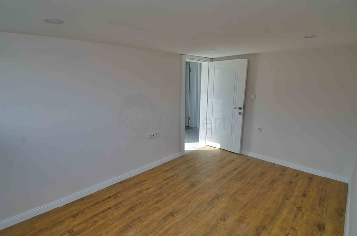 Квартира планировки 3+1 дуплекс в микрорайоне Гюзяльоба - Анталия