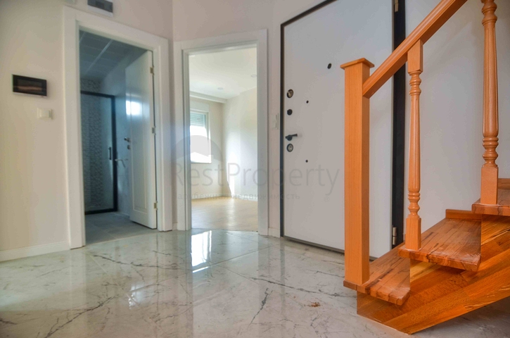 Квартира планировки 3+1 дуплекс в микрорайоне Гюзяльоба - Анталия