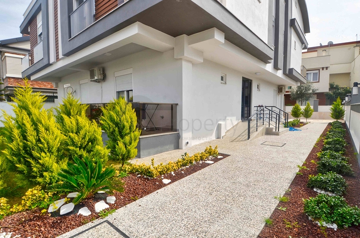 Квартира планировки 3+1 дуплекс в микрорайоне Гюзяльоба - Анталия