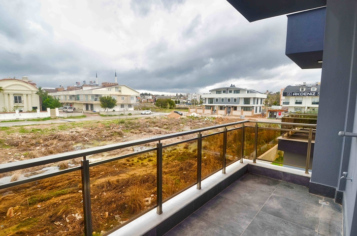 Квартира планировки 1+1 дуплекс в микрорайоне Гюзяльоба - Анталия