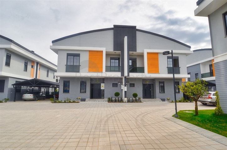 Виллы планировки 4+1 и 5+1 в районе Дошемеалты - Анталия 