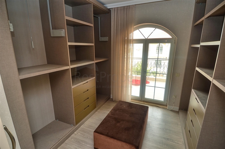 Квартира планировки 5+2 дуплекс в районе Дошемеалты - Анталия 