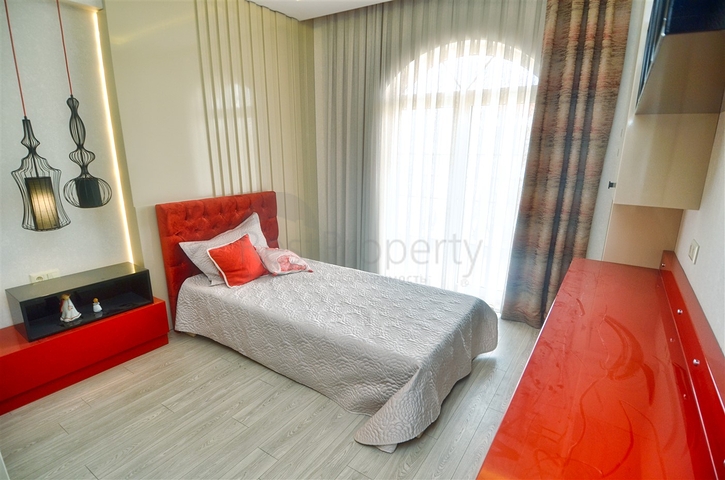 Квартира планировки 5+2 дуплекс в районе Дошемеалты - Анталия 