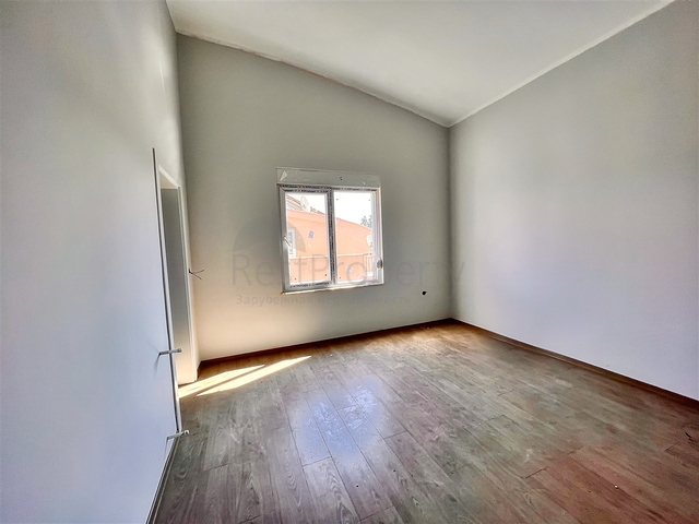 Квартира планировки 4+1 в микрорайоне Конуксявяр - Анталия 