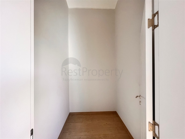 Квартира планировки 4+1 в микрорайоне Конуксявяр - Анталия 