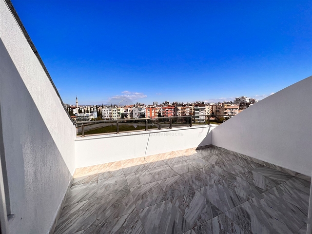 Квартира планировки 4+1 в микрорайоне Конуксявяр - Анталия 