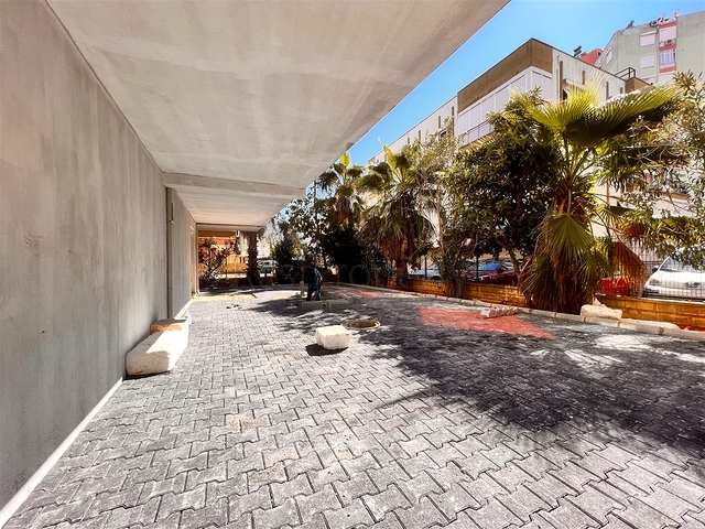 Квартира планировки 4+1 в микрорайоне Конуксявяр - Анталия 