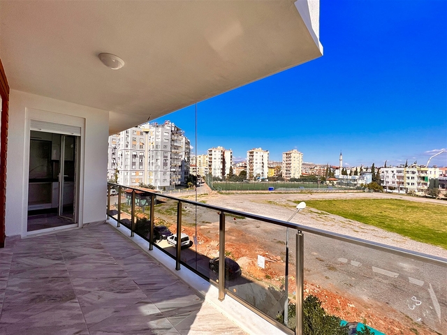 Квартира планировки 4+1 в микрорайоне Конуксявяр - Анталия 